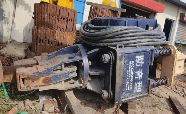 Electric Vibro Hammer – 1
